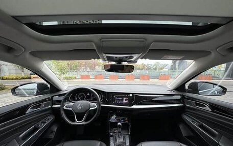 Volkswagen Passat B8 рестайлинг, 2022 год, 2 440 000 рублей, 8 фотография