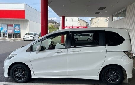 Honda Freed I, 2016 год, 835 000 рублей, 4 фотография