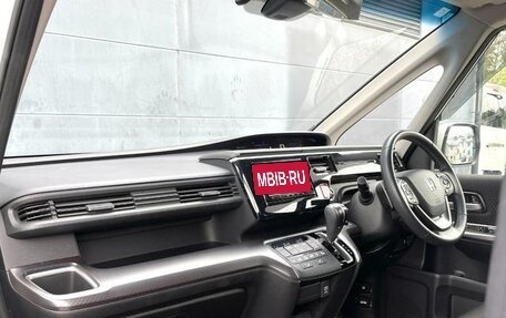 Honda Stepwgn IV, 2021 год, 1 800 000 рублей, 23 фотография