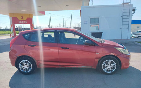 Hyundai Solaris II рестайлинг, 2011 год, 379 000 рублей, 3 фотография