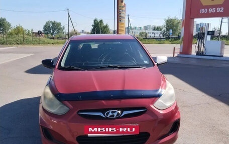 Hyundai Solaris II рестайлинг, 2011 год, 379 000 рублей, 2 фотография
