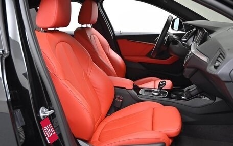 BMW 1 серия, 2021 год, 3 599 777 рублей, 11 фотография