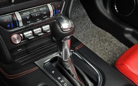 Ford Mustang VI рестайлинг, 2022 год, 2 960 100 рублей, 14 фотография