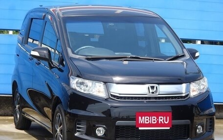 Honda Freed I, 2015 год, 882 000 рублей, 3 фотография