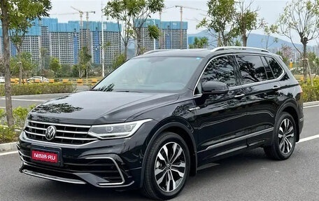 Volkswagen Tiguan II, 2024 год, 2 990 099 рублей, 1 фотография