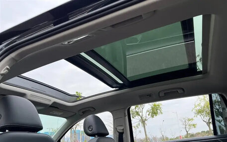 Volkswagen Tiguan II, 2024 год, 2 990 099 рублей, 26 фотография