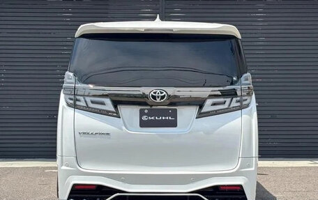 Toyota Vellfire II, 2021 год, 4 150 777 рублей, 6 фотография