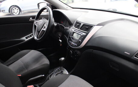 Hyundai Solaris II рестайлинг, 2012 год, 793 000 рублей, 13 фотография