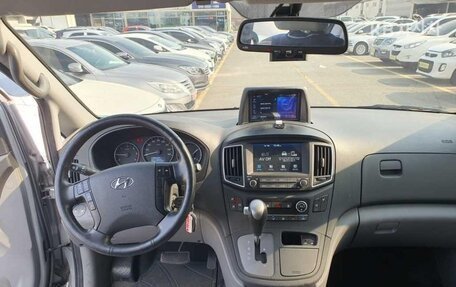 Hyundai Grand Starex Grand Starex I рестайлинг 2, 2020 год, 2 259 000 рублей, 17 фотография