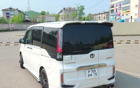Honda Stepwgn IV, 2015 год, 1 875 000 рублей, 3 фотография