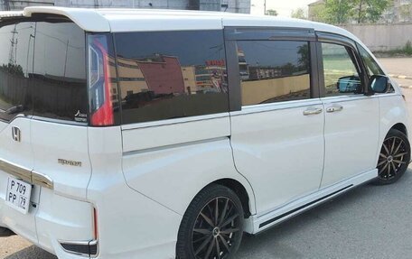 Honda Stepwgn IV, 2015 год, 1 875 000 рублей, 10 фотография