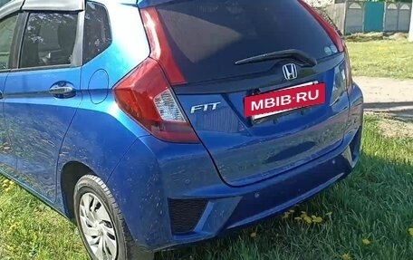 Honda Fit III, 2016 год, 1 050 000 рублей, 6 фотография