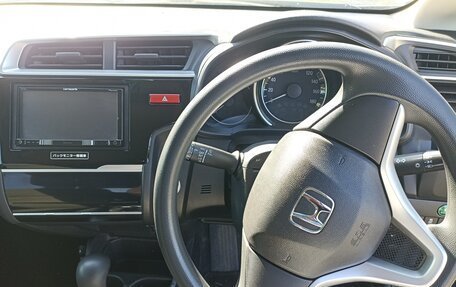 Honda Fit III, 2016 год, 1 050 000 рублей, 15 фотография