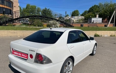 Toyota Altezza, 2001 год, 1 200 000 рублей, 1 фотография