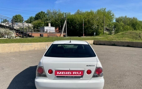 Toyota Altezza, 2001 год, 1 200 000 рублей, 2 фотография