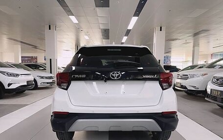 Toyota Yaris XP150 рестайлинг, 2021 год, 1 350 000 рублей, 5 фотография