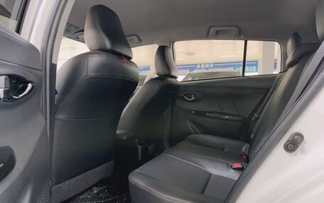 Toyota Yaris XP150 рестайлинг, 2021 год, 1 350 000 рублей, 12 фотография