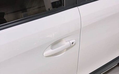 Toyota Yaris XP150 рестайлинг, 2021 год, 1 350 000 рублей, 13 фотография