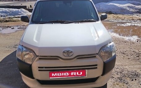Toyota Succeed I рестайлинг, 2016 год, 950 000 рублей, 1 фотография
