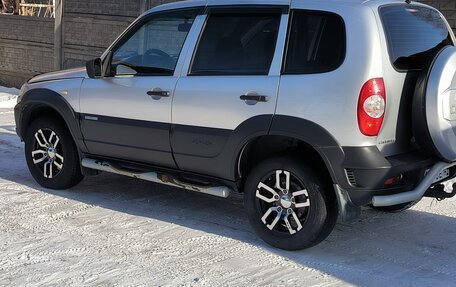 Chevrolet Niva I рестайлинг, 2011 год, 495 000 рублей, 9 фотография