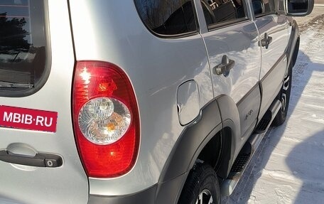 Chevrolet Niva I рестайлинг, 2011 год, 495 000 рублей, 7 фотография