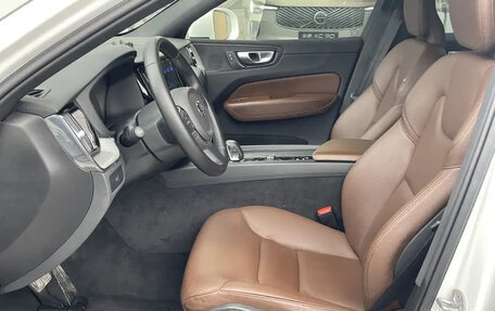 Volvo XC60 II, 2021 год, 2 840 000 рублей, 10 фотография