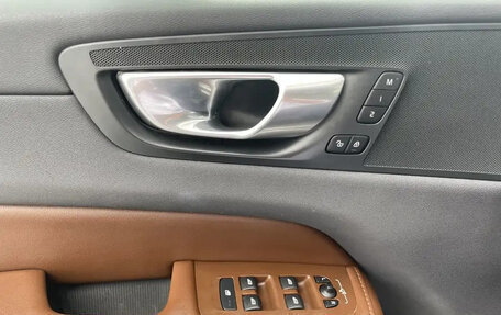 Volvo XC60 II, 2021 год, 2 840 000 рублей, 15 фотография
