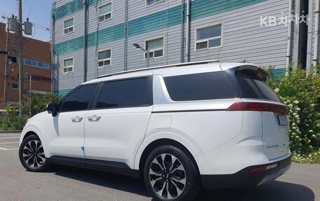 KIA Carnival, 2021 год, 2 547 000 рублей, 3 фотография