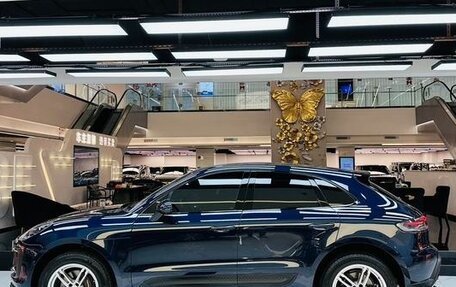 Porsche Macan I рестайлинг, 2022 год, 4 987 333 рублей, 2 фотография