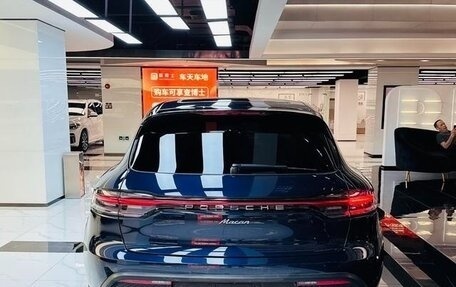 Porsche Macan I рестайлинг, 2022 год, 4 987 333 рублей, 3 фотография