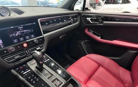 Porsche Macan I рестайлинг, 2022 год, 6 630 333 рублей, 15 фотография