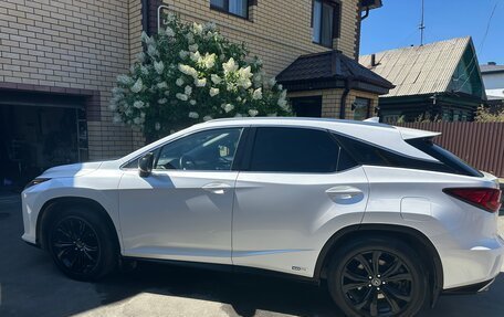 Lexus RX IV рестайлинг, 2019 год, 4 600 000 рублей, 5 фотография