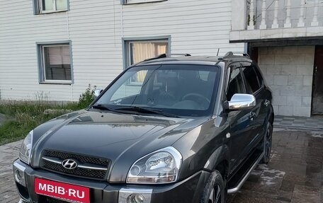 Hyundai Tucson III, 2008 год, 930 000 рублей, 1 фотография