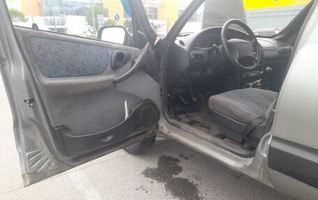 Chevrolet Niva I рестайлинг, 2005 год, 350 000 рублей, 6 фотография