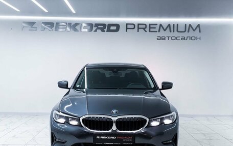 BMW 3 серия, 2019 год, 3 599 000 рублей, 4 фотография