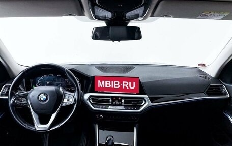 BMW 3 серия, 2019 год, 3 599 000 рублей, 8 фотография