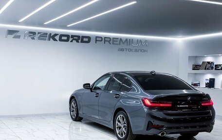 BMW 3 серия, 2019 год, 3 599 000 рублей, 27 фотография