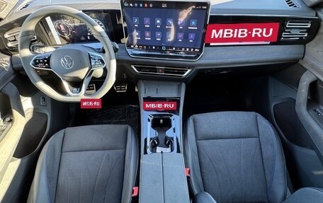 Volkswagen Tiguan, 2024 год, 5 700 000 рублей, 8 фотография