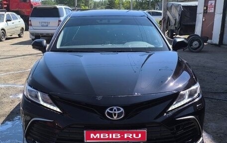 Toyota Camry, 2021 год, 2 800 000 рублей, 1 фотография