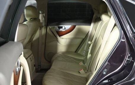 Infiniti QX70, 2015 год, 2 300 000 рублей, 27 фотография
