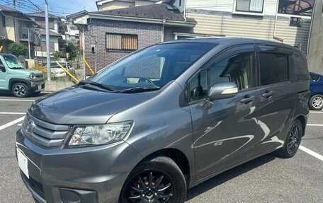 Honda Freed I, 2016 год, 827 000 рублей, 2 фотография