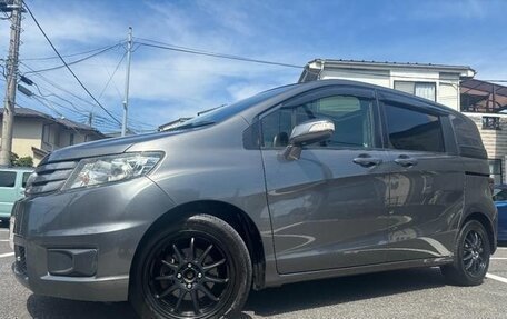Honda Freed I, 2016 год, 827 000 рублей, 4 фотография