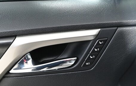 Lexus RX IV рестайлинг, 2016 год, 3 640 000 рублей, 13 фотография