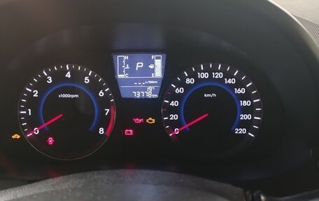 Hyundai Solaris II рестайлинг, 2016 год, 1 190 000 рублей, 10 фотография