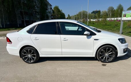 Volkswagen Polo VI (EU Market), 2016 год, 1 500 000 рублей, 3 фотография