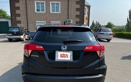 Honda Vezel, 2016 год, 1 300 000 рублей, 3 фотография