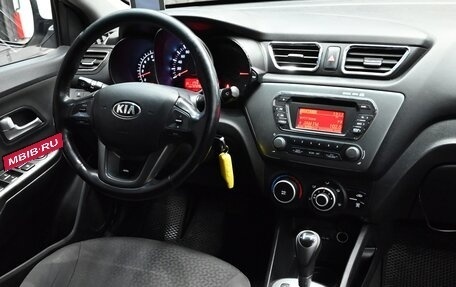 KIA Rio III рестайлинг, 2013 год, 950 000 рублей, 12 фотография