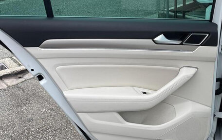 Volkswagen Passat B8 рестайлинг, 2016 год, 1 500 035 рублей, 21 фотография