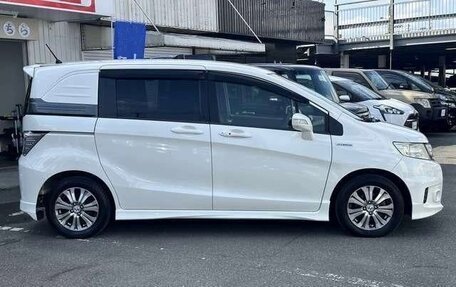 Honda Freed I, 2016 год, 785 000 рублей, 5 фотография