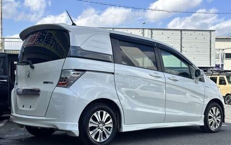 Honda Freed I, 2016 год, 785 000 рублей, 6 фотография